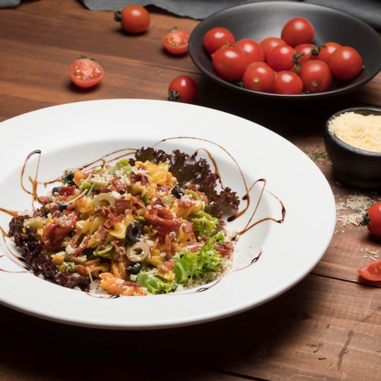 Pizzas Piccolo Pizza PIZZA a domicilio. Estamos en Medellín, Cartagena, Cali y Pereira.